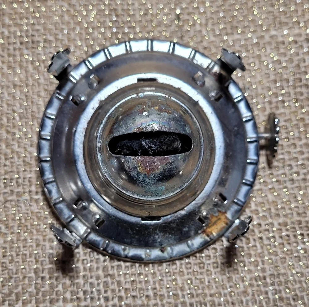 Pewter Oil Lamp‎ 10